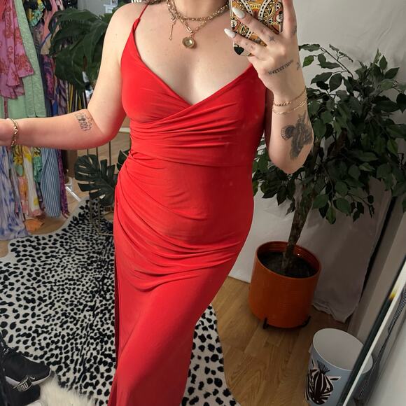Nasty Gal V-Neck Wrap Maxi Dress with High Slit Red Size 8 - Picture 4 of 6